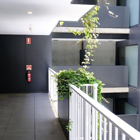 Cbd Japanese Retreat 2Br 1P Brekky Wifi Netflix Daire Kanberra Dış mekan fotoğraf