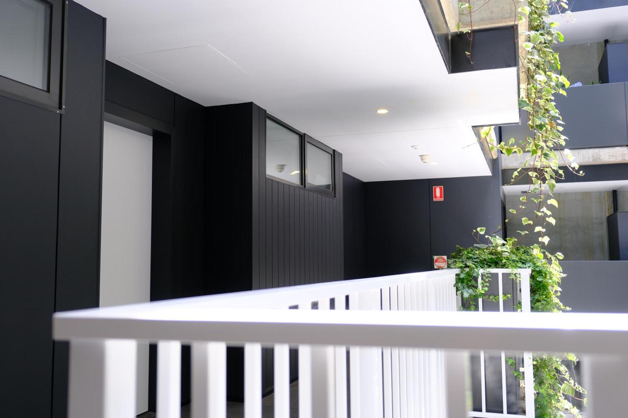 Cbd Japanese Retreat 2Br 1P Brekky Wifi Netflix Daire Kanberra Dış mekan fotoğraf