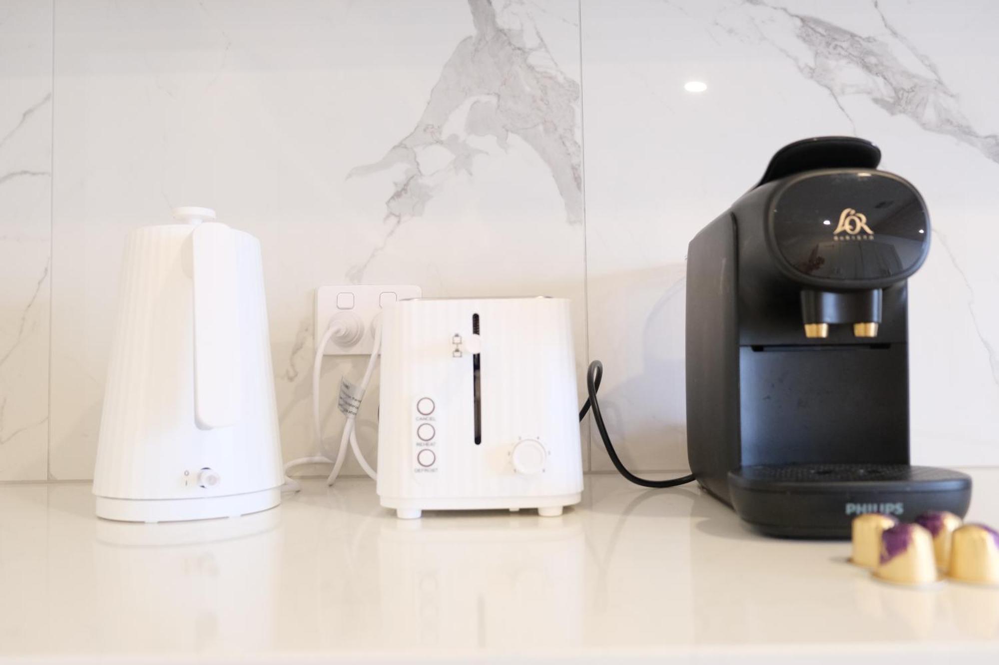 Cbd Japanese Retreat 2Br 1P Brekky Wifi Netflix Daire Kanberra Dış mekan fotoğraf